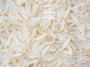 Close-up of premium extra long grain 1121 basmati rice for wholesale catering, restaurants, hotels, and food businesses in the UK